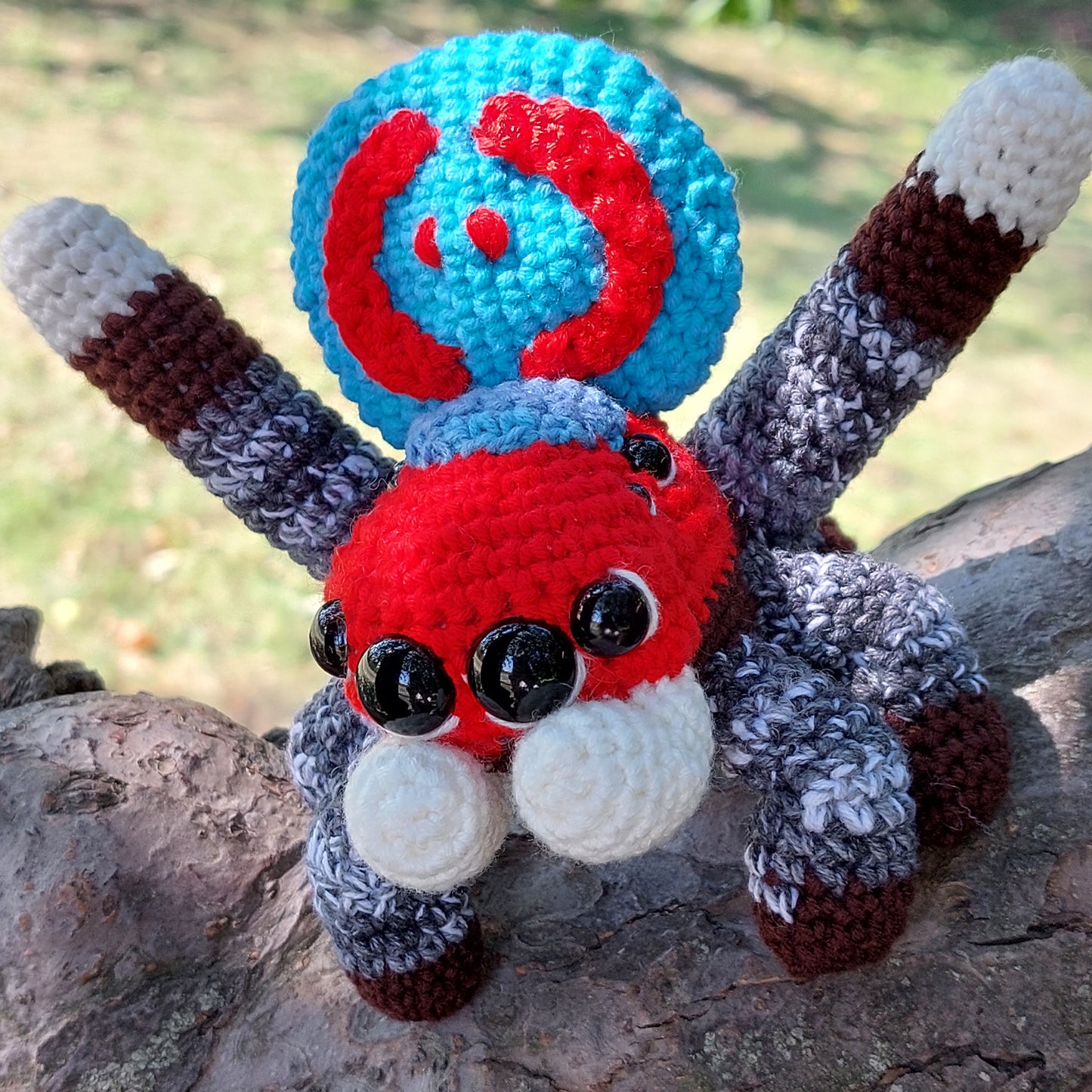 Peacock Spider Crochet Pattern, PDF file in English, Peacock Spider Amigurumi tutorial
