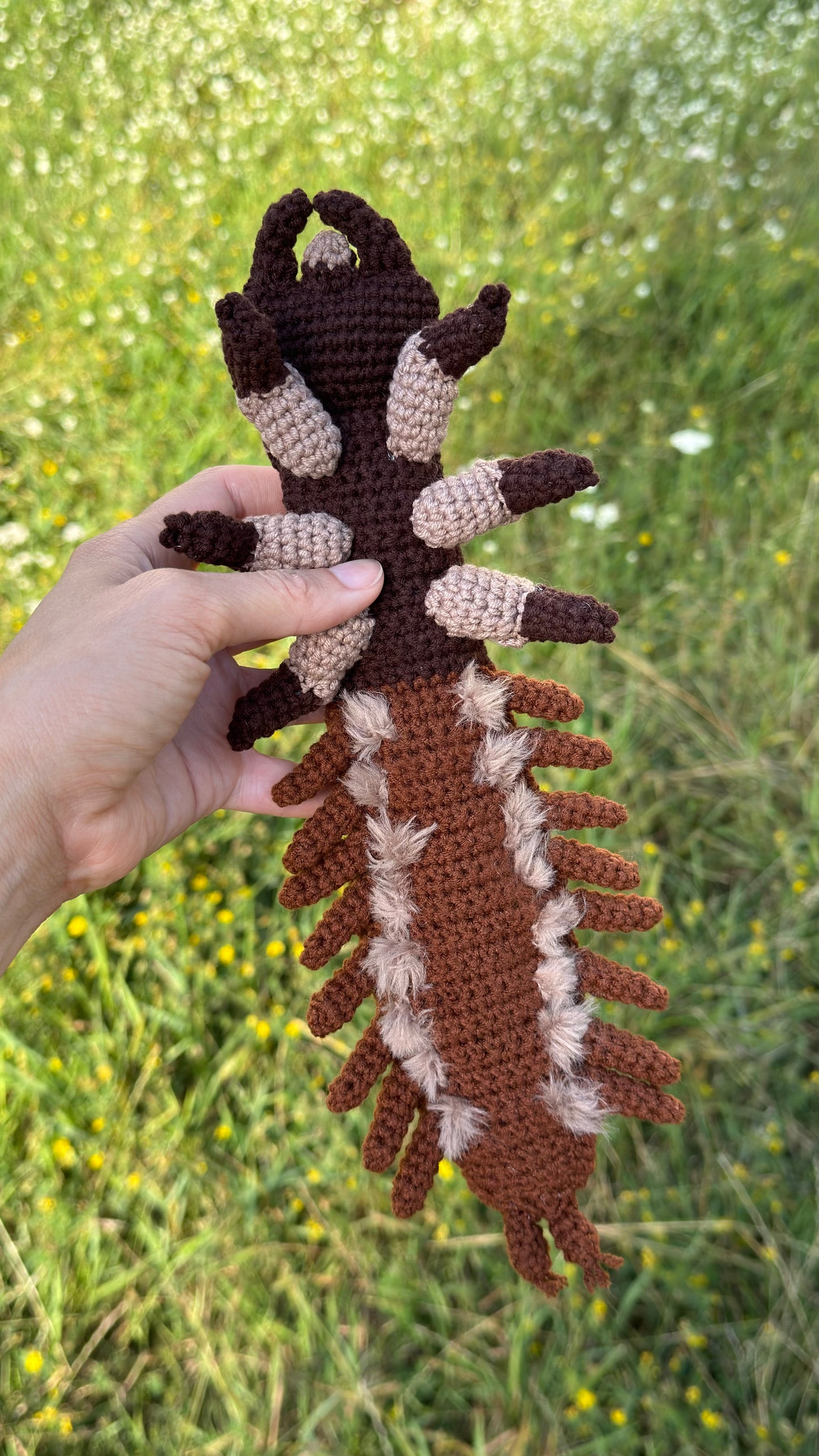 Hellgrammite Crochet Pattern PDF — Dobsonfly Larvae Amigurumi