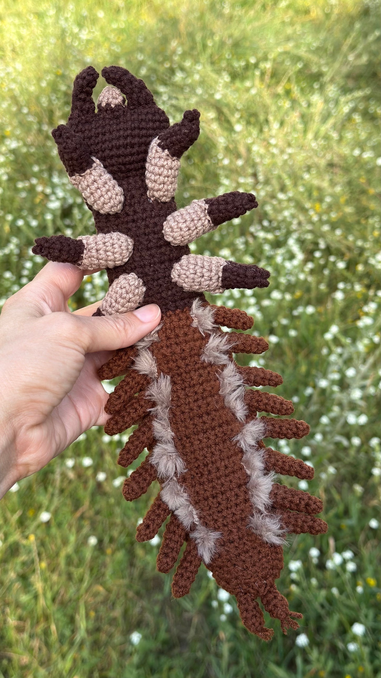 Hellgrammite Crochet Pattern PDF — Dobsonfly Larvae Amigurumi