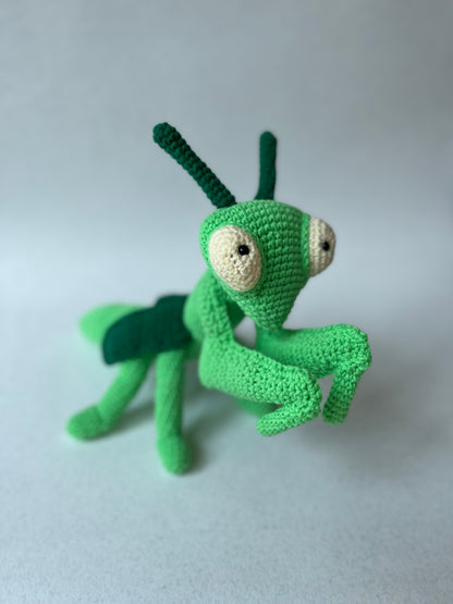 Praying Mantis Crochet Pattern, Amigurumi Praying Mantis Tutorial ...